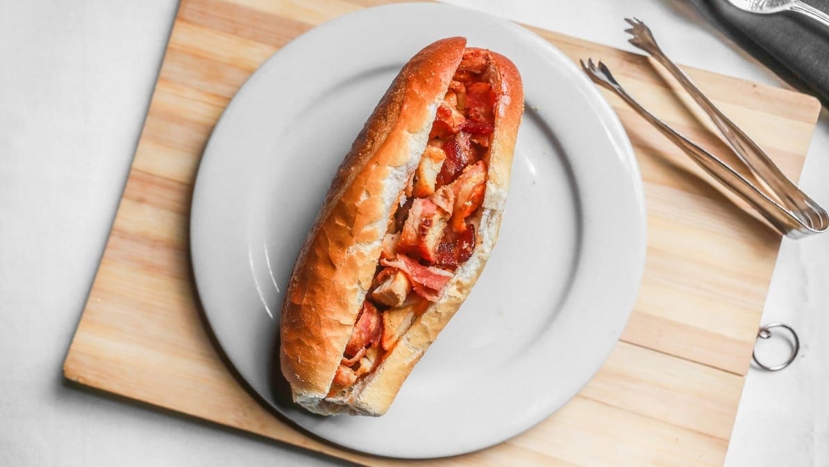 Chicken / Bacon Sandwich.